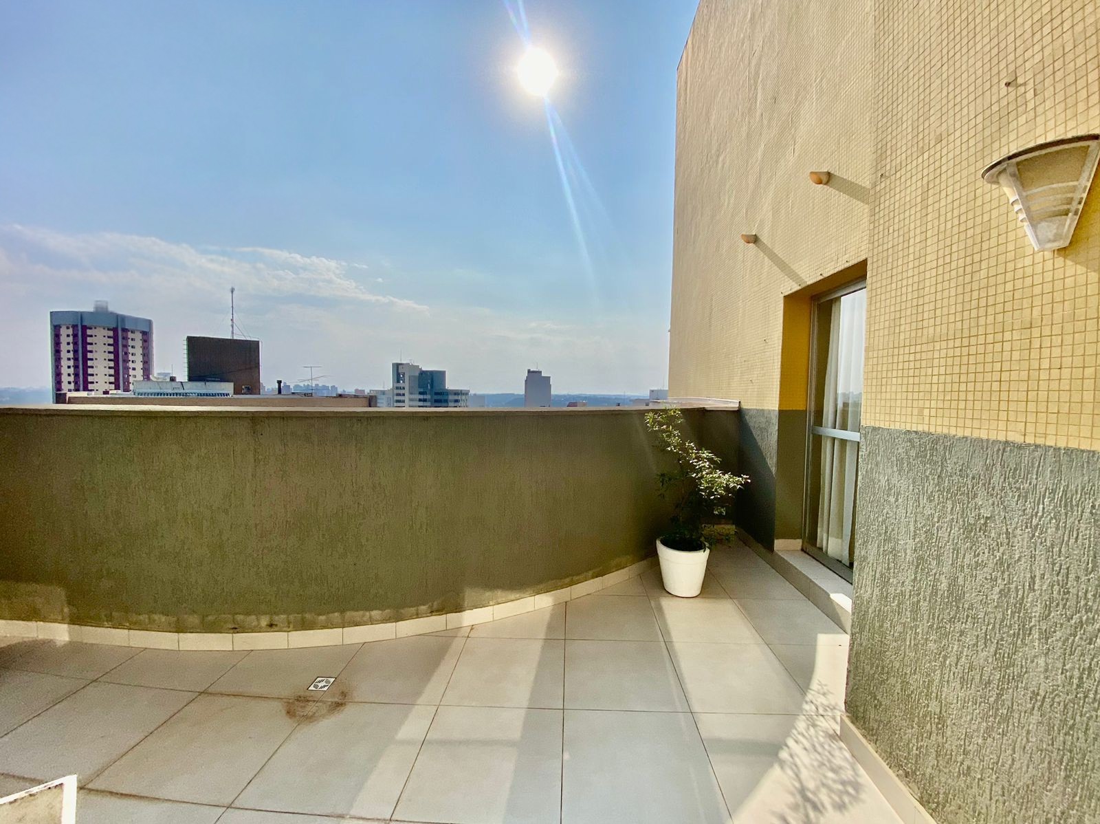 1aa311d9-9f5c-451e-8c33-b983a26edd17