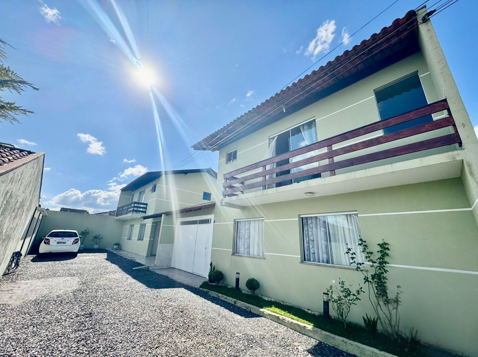 5df804b4-1061-418a-9485-387bdc930b1a