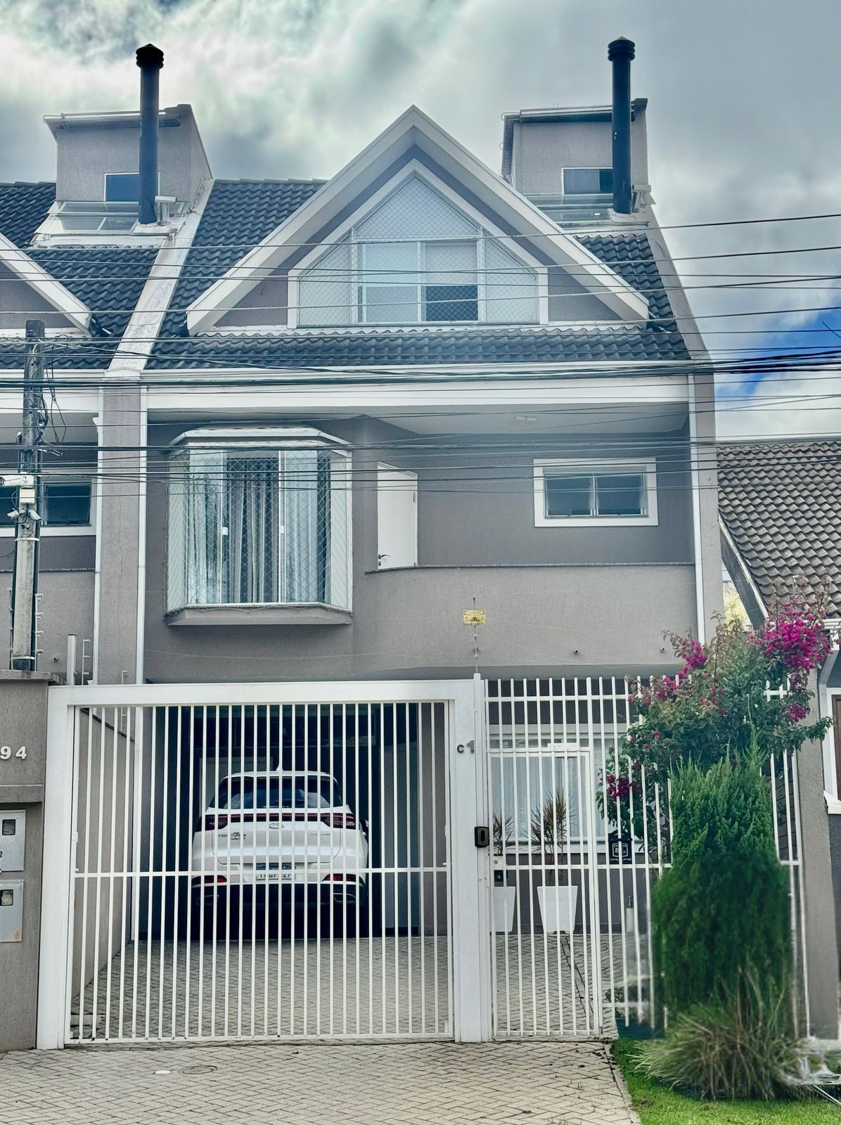 a6dd1d35-705a-459c-9ffa-d51a7f9ce6bf