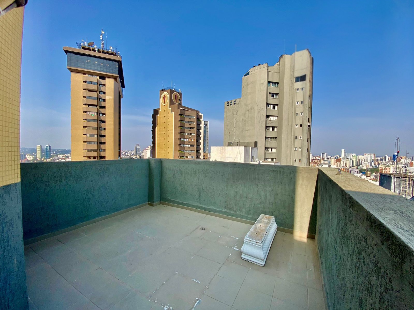 b969772f-09bf-43ee-8753-96b7af22a058