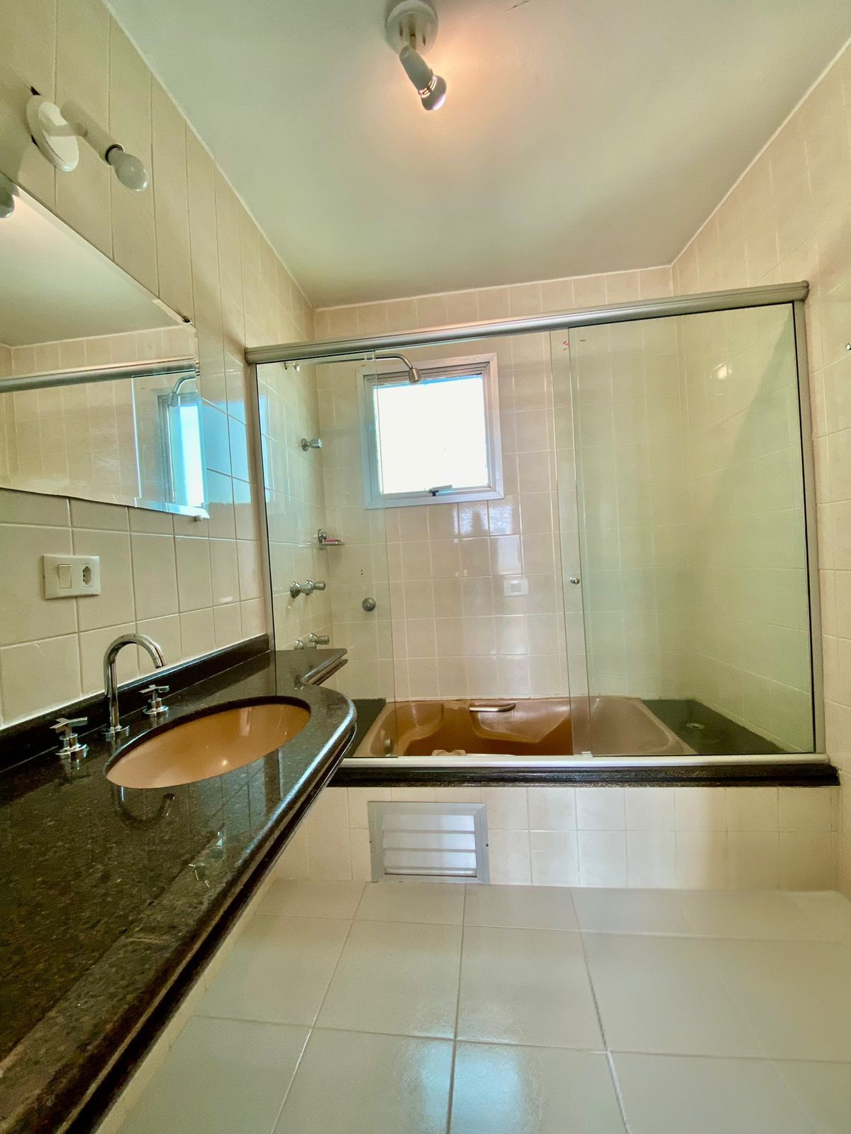 bd69886f-c79b-4162-9190-f86b8e670d2b