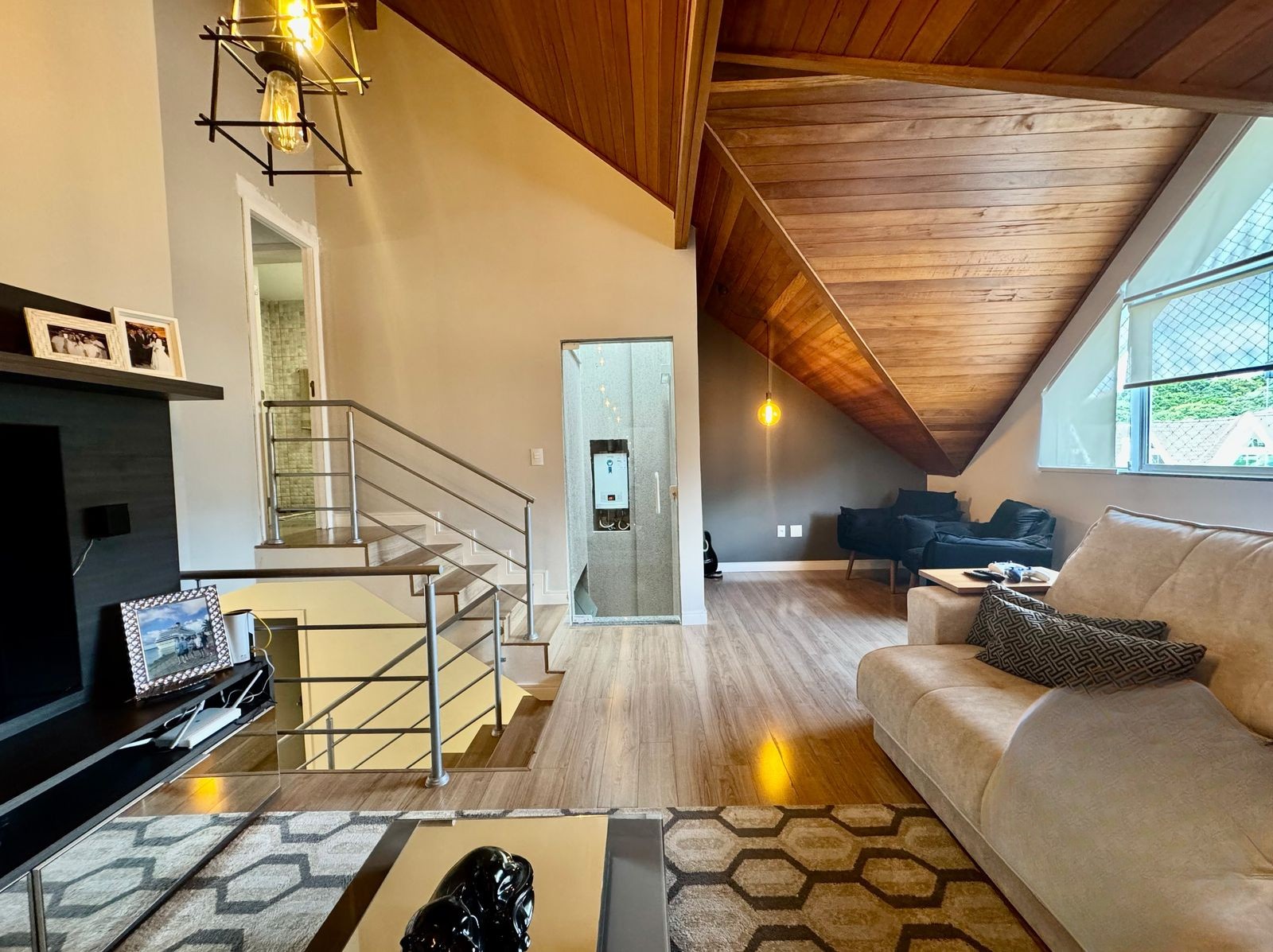 c07e0947-2f3c-4a92-8328-87770055f740