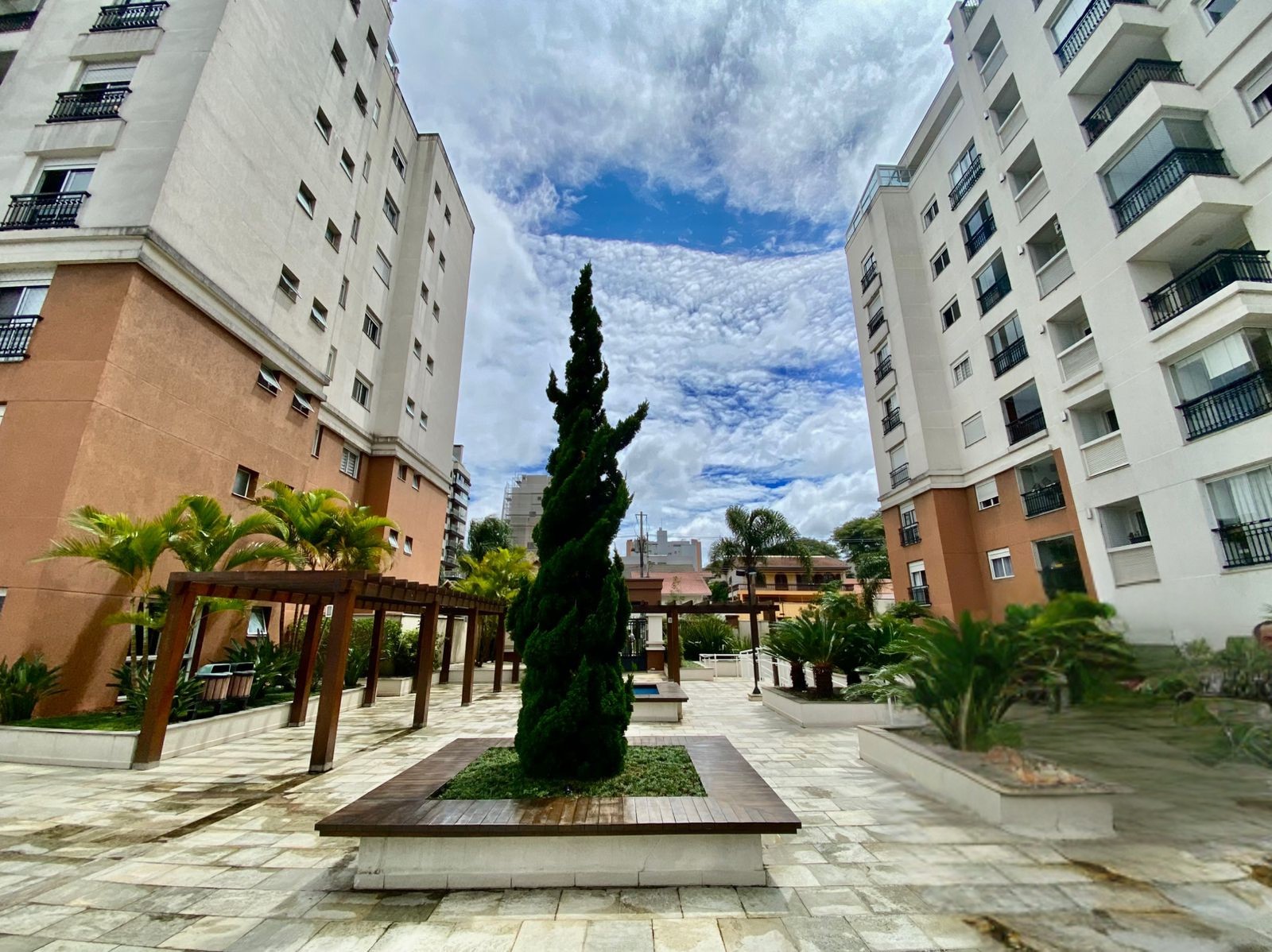 d32aa463-1f36-4c41-b1ee-5d9b0c6e440c