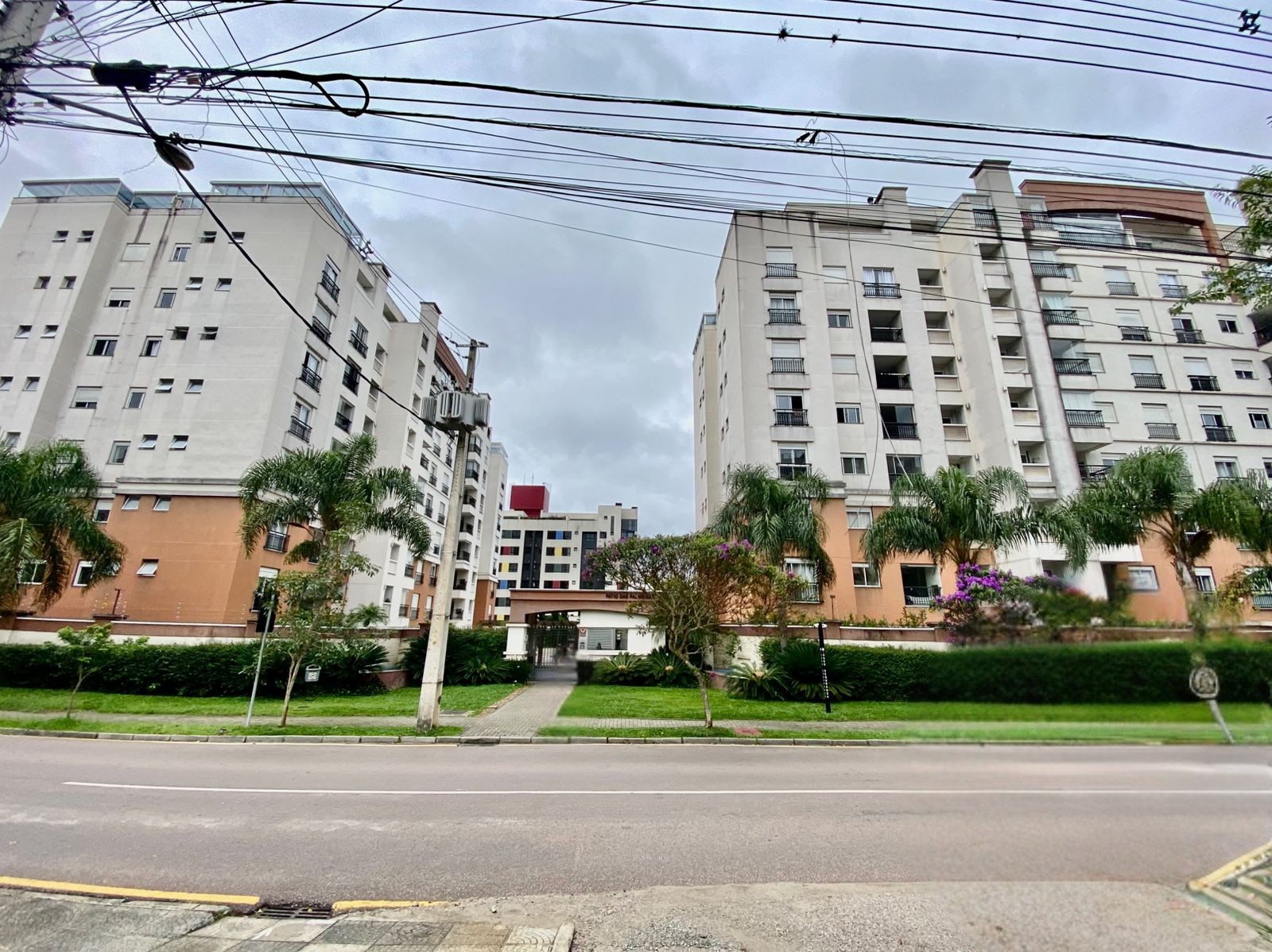 dfdb9d03-5932-4097-9bfa-60f9e6ed2489