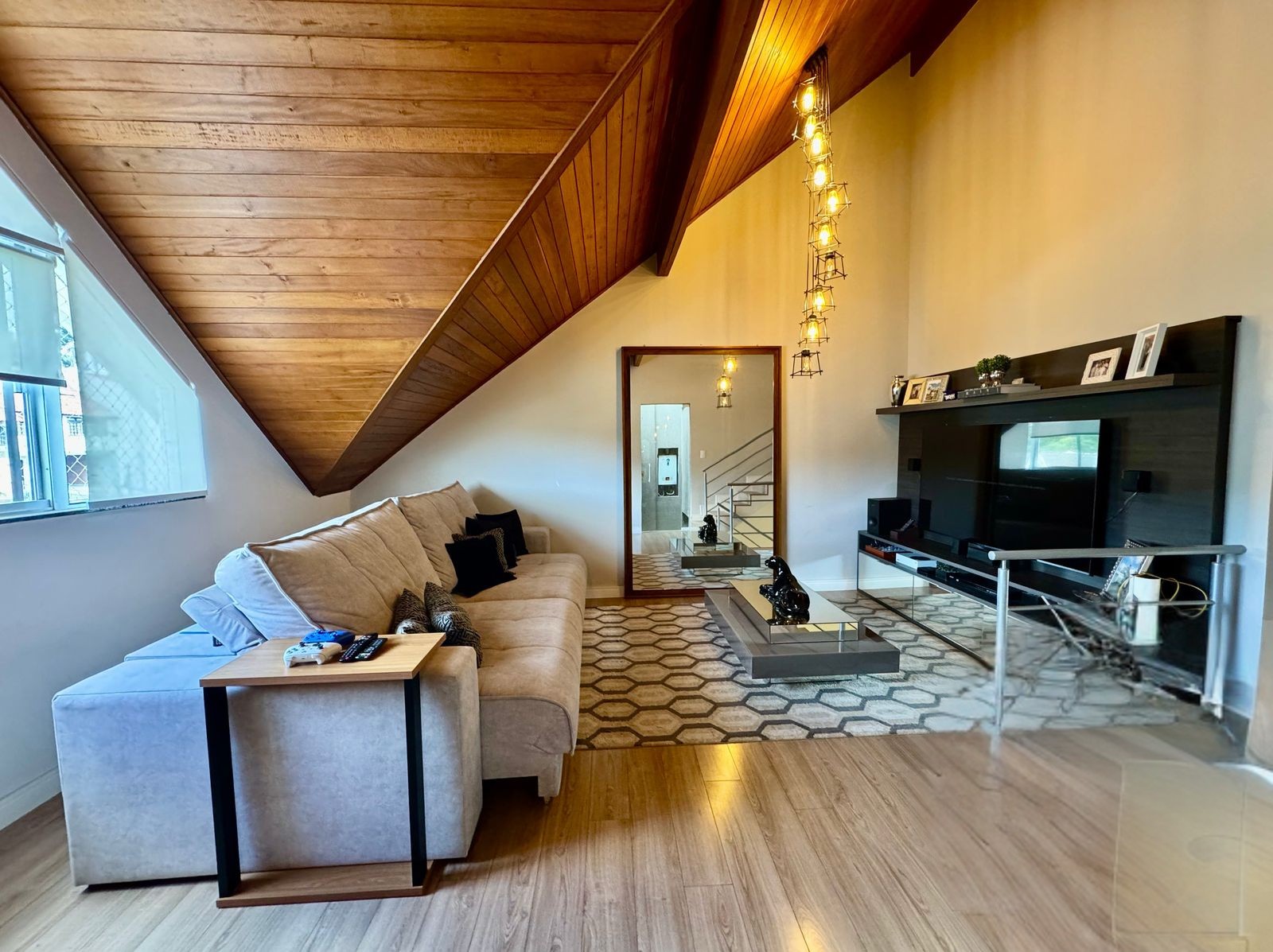 ea494e9b-f299-472d-87d7-9703aa88029f