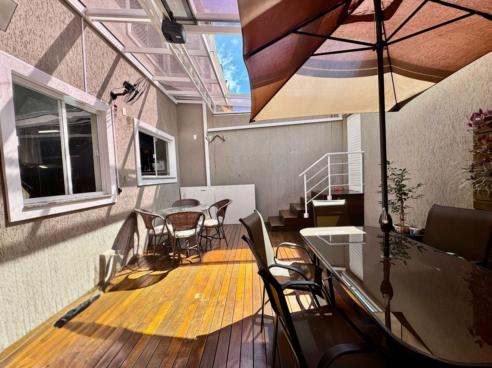 f6718f02-a864-4a5a-8bc9-7108ed8d0259